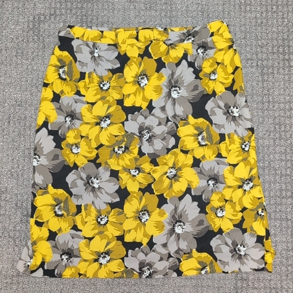 Who What Wear Floral Yellow and Gray Skirt Size 14 NWT - Picture 1 of 8